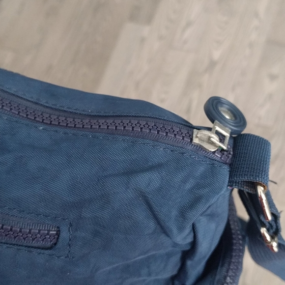 Nice dark blue bag by Sport🍀🌸🎇 - Picture 8 of 10